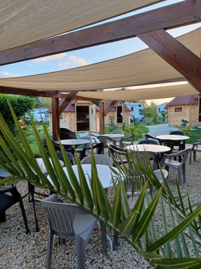 Camping Le Vallage Attigny Luaran gambar