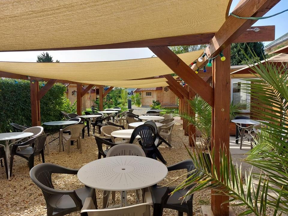Camping Le Vallage Attigny Luaran gambar